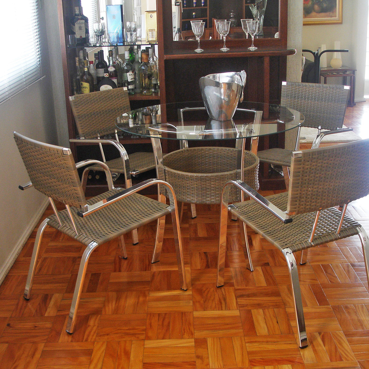 Conjunto de Mesa com Poltronas Caribe